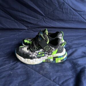 Skechers Kids' Green and Black Pixel Sneakers